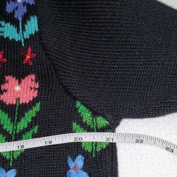 Storybook Knits Vintage Knitted Folkloric Garden Floral‎ ButtonSz M Cardigan - Picture 9 of 11